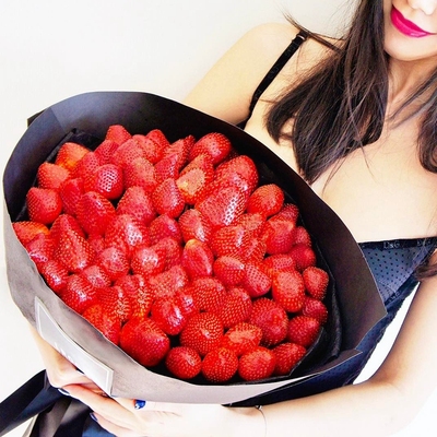 send 99 strawberries nanjing