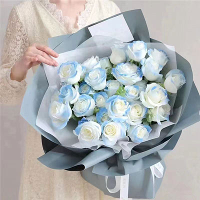 send Crushed ice blue roses 