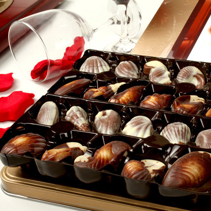 send GUYLIAN chocolate to  suzhou
