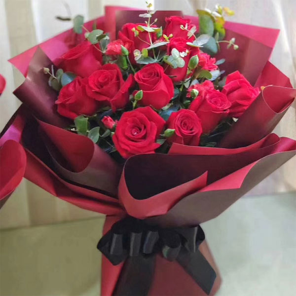 send 11 red roses china