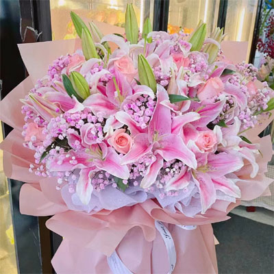 send lilies & roses to  chongqing
