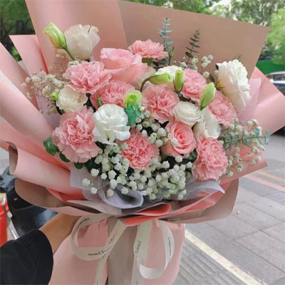 send mother flowers to  nanning