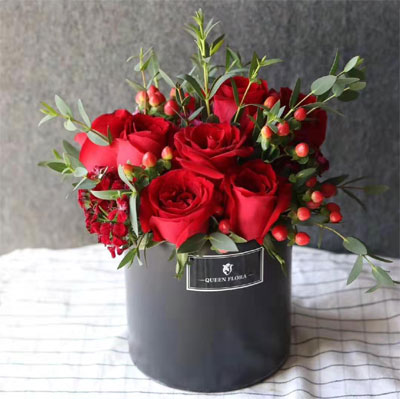 send bucket of roses 